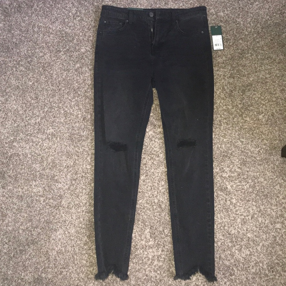 Black Distressed Jeans